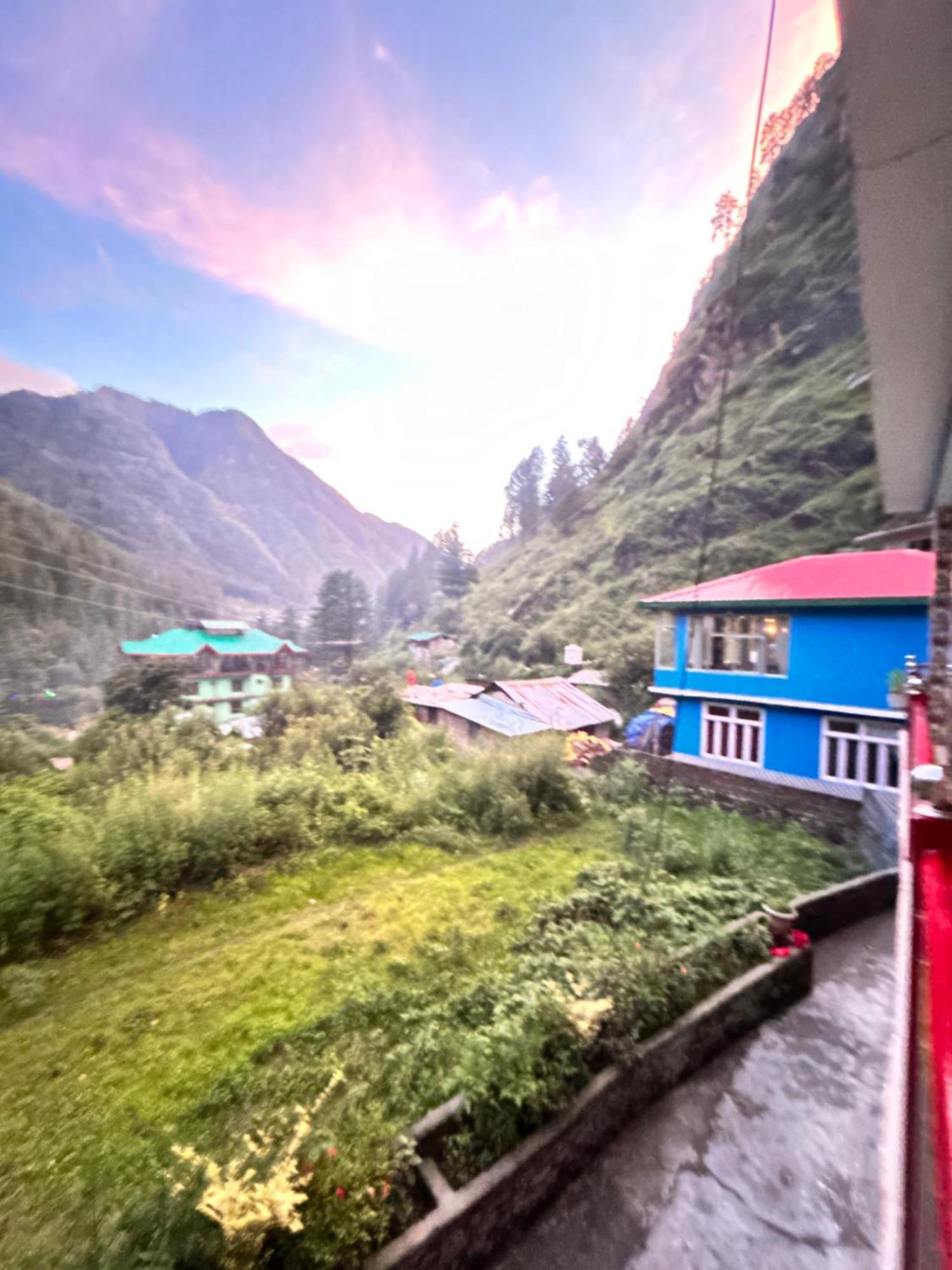 Formosa Hostel & Cafe Kasol Luaran gambar