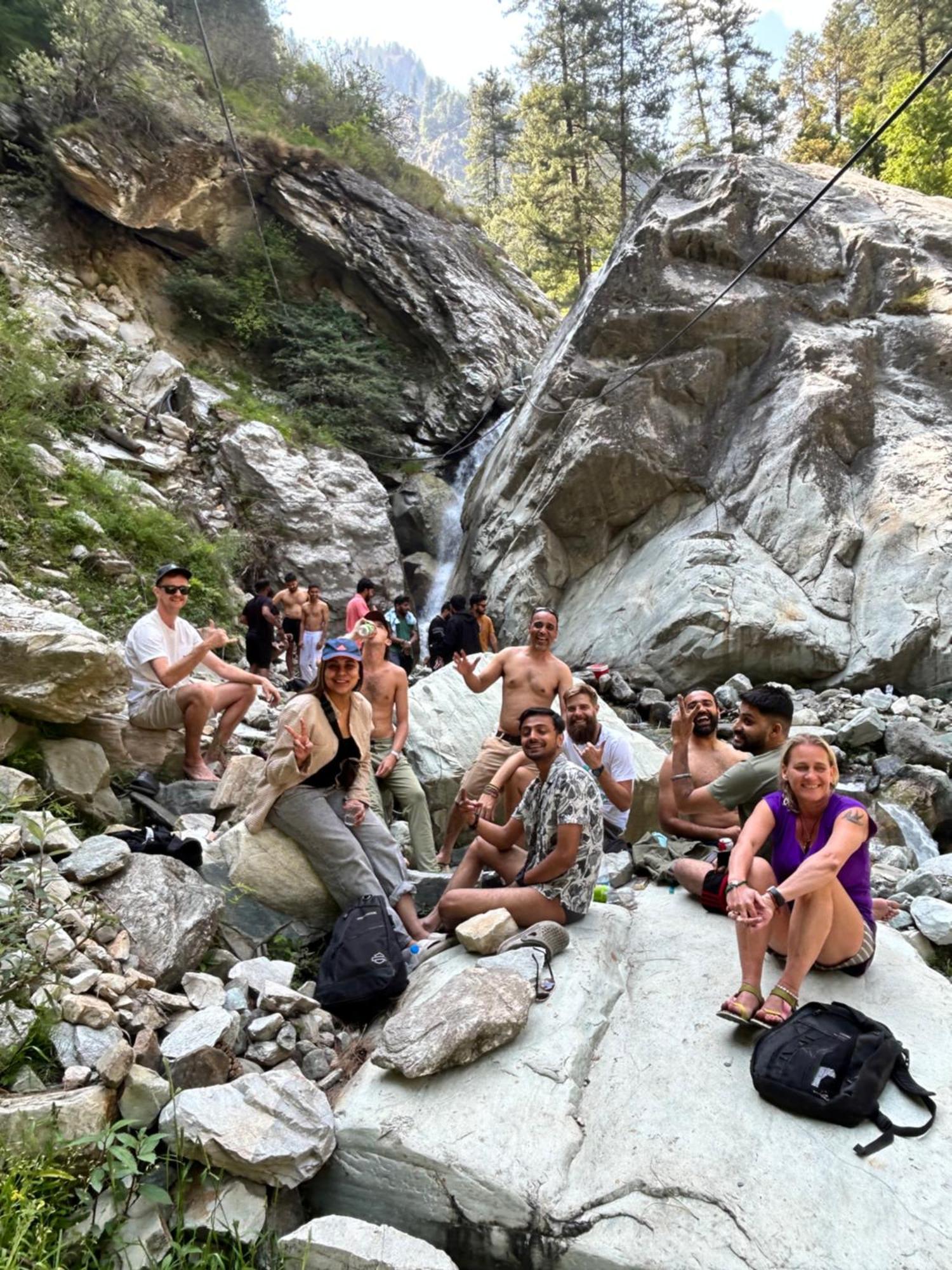 Formosa Hostel & Cafe Kasol Luaran gambar
