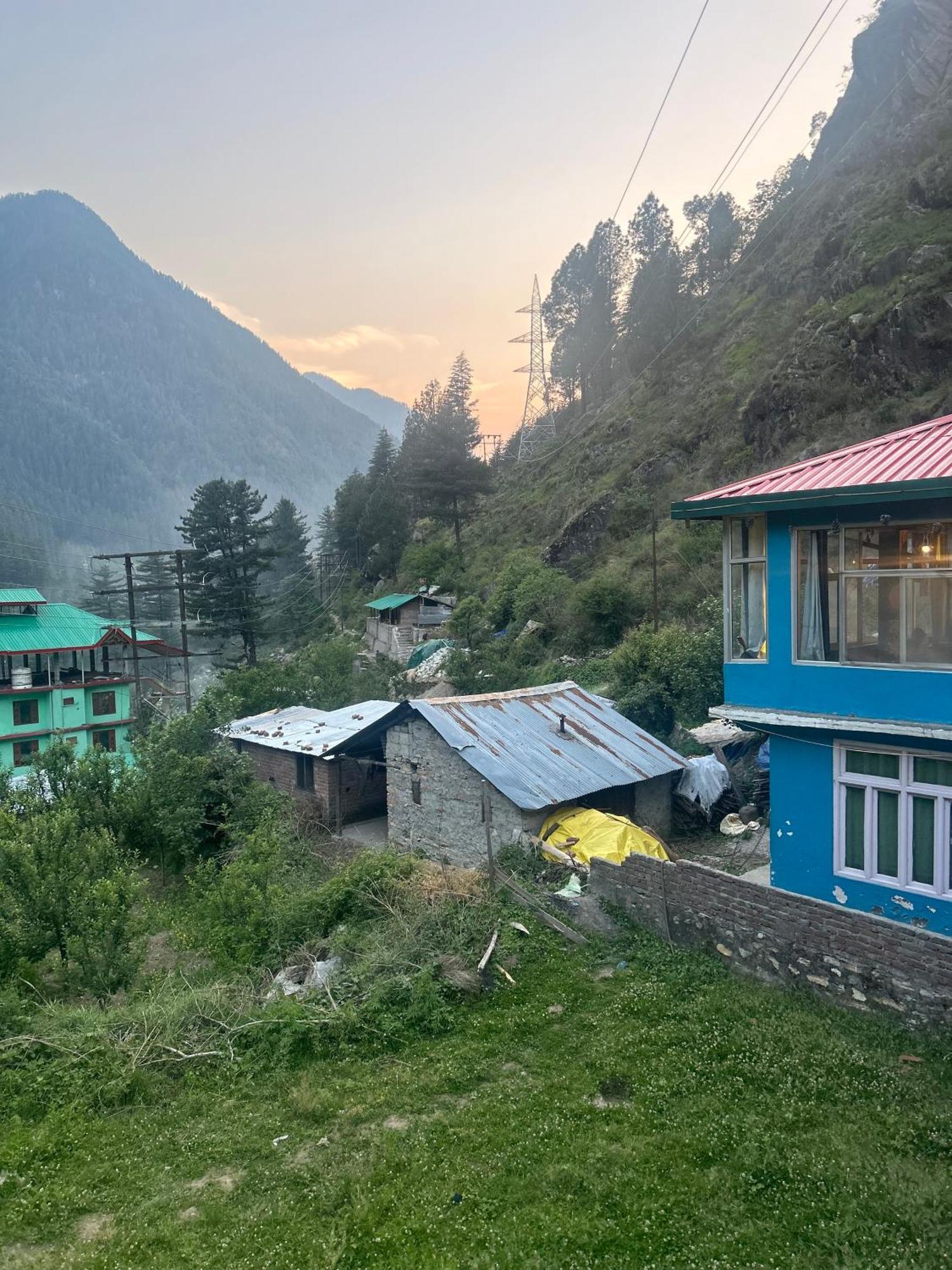 Formosa Hostel & Cafe Kasol Luaran gambar