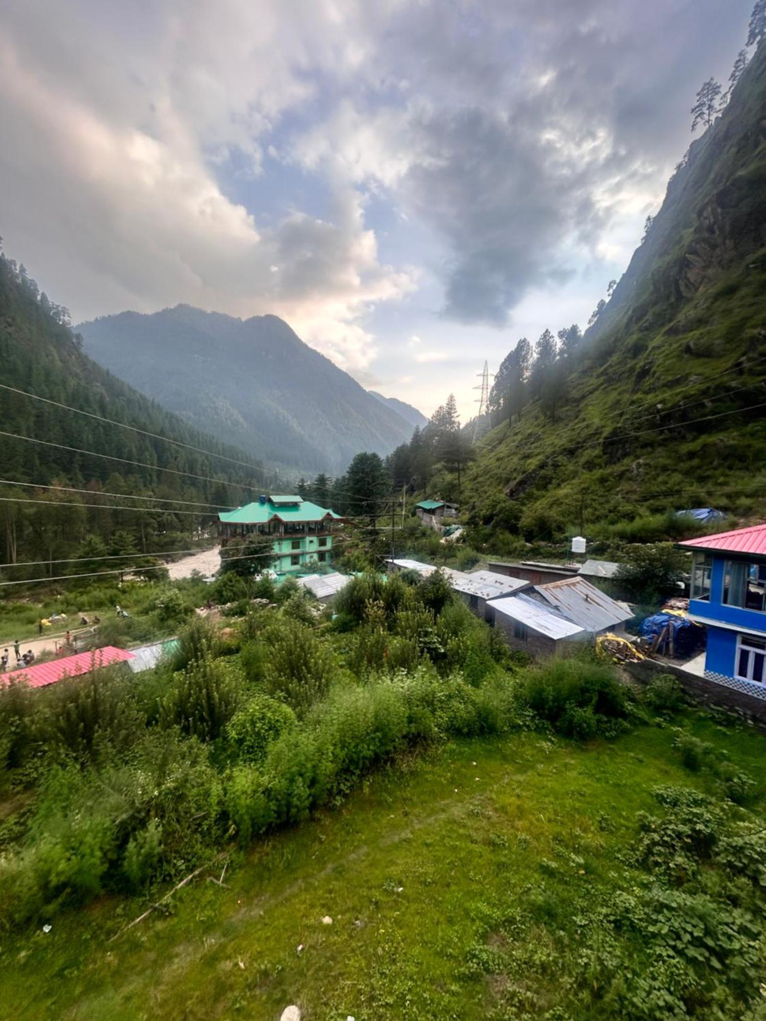 Formosa Hostel & Cafe Kasol Luaran gambar